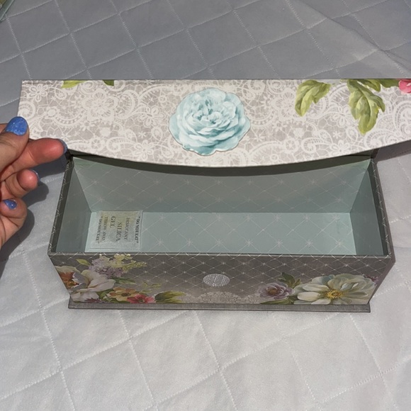 Set of three floral organizational boxes - Picture 3 of 4